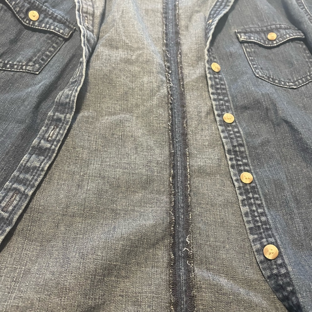 American Eagle button down - Picture 7 of 10